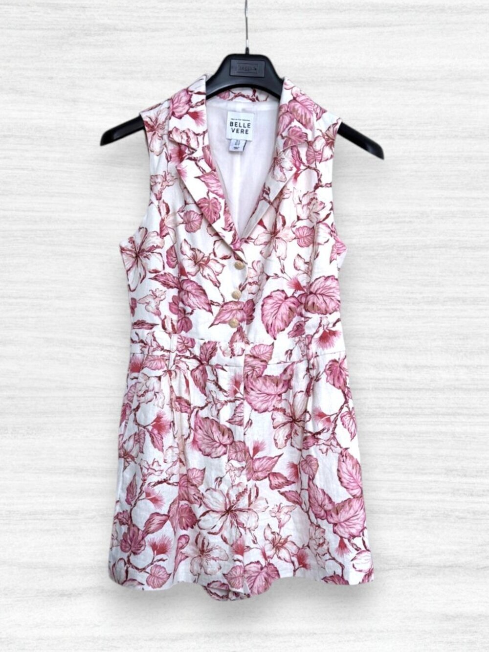 Belle Vere Linen Blend Floral Sleeveless Shorts Romper Ivory Pink Button Front 6